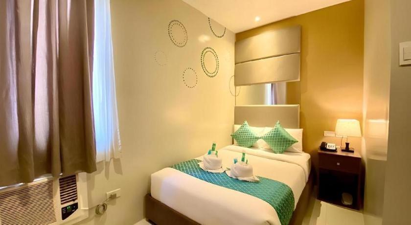 Hotel Estrella Таклобан Екстер'єр фото